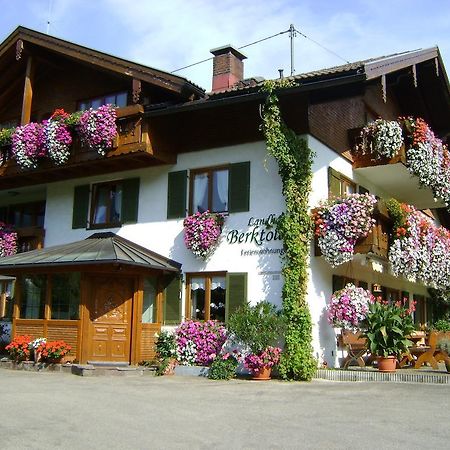 Landhaus Berktold Obermaiselstein Exterior foto